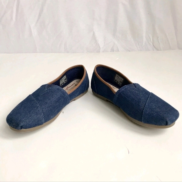 Sketchers BOBS Chambray Blue Canvas Flat Shoes Memory Foam Leather Insole 6 - Picture 3 of 9